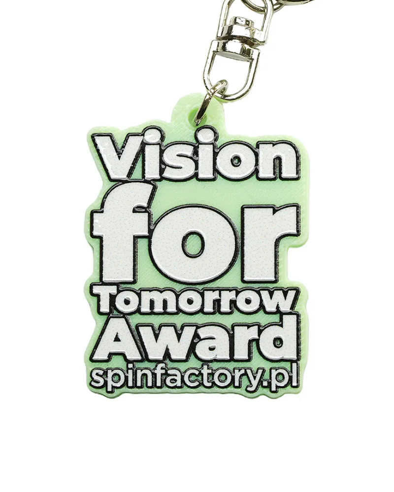Custom promotional and souvenir keychains — personalised branded gadgets for companies
